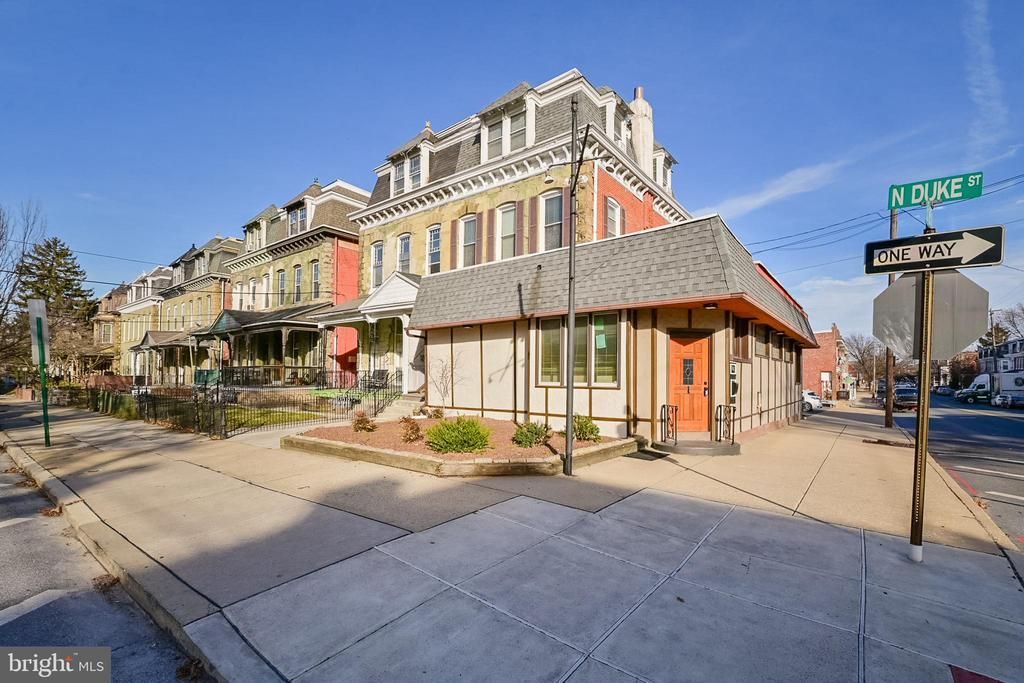 701 703 N DUKE STREET, LANCASTER, PA 17602