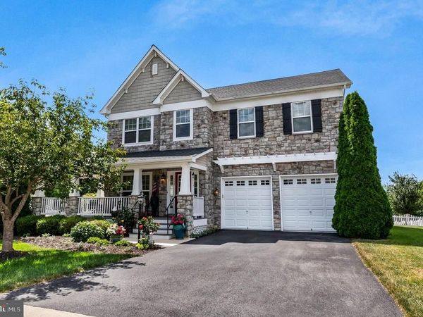 113 ROSEVILLE COURT, BOYCE, VA 22620