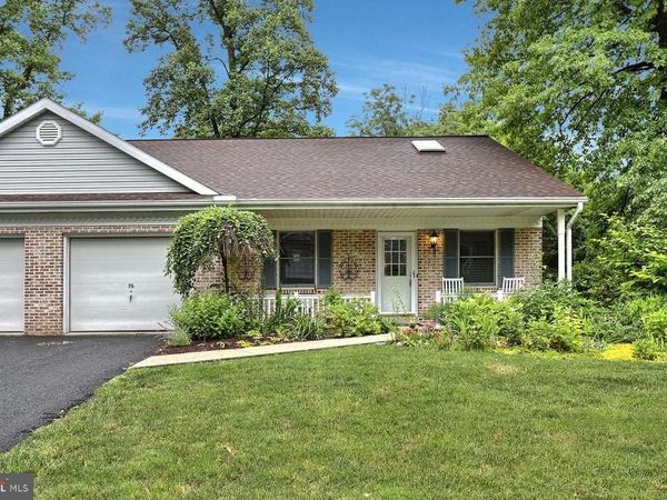 56 TIMBER VILLA, ELIZABETHTOWN, PA 17022