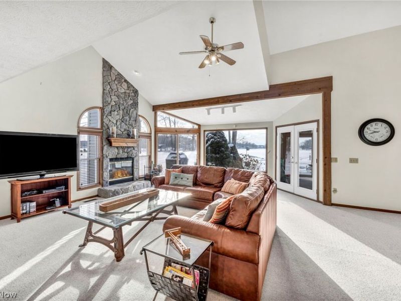 2528 Tupelo Drive, Roaming Shores, OH 44084 Photo 13