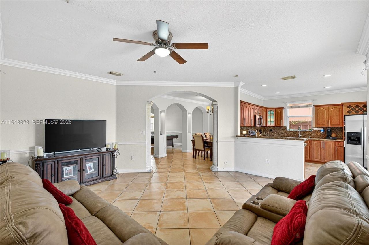 13921 SW 152nd Ter, Miami, FL 33177 Photo