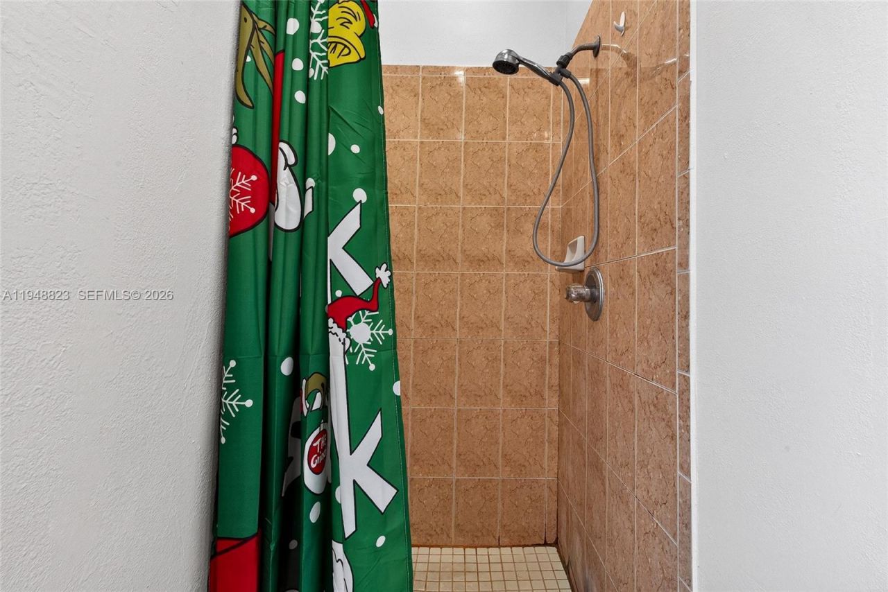 13921 SW 152nd Ter, Miami, FL 33177 Photo