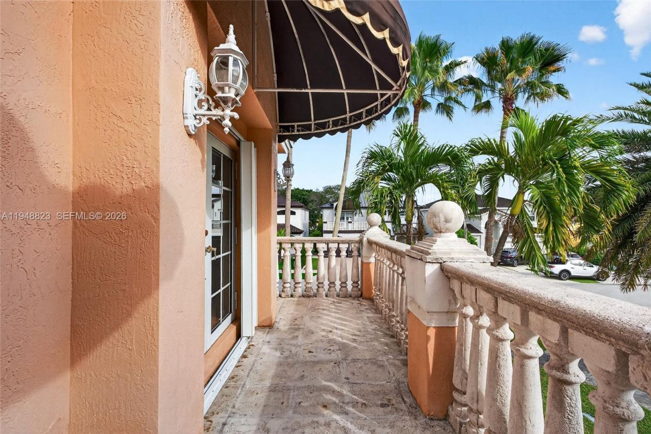 13921 SW 152nd Ter, Miami, FL 33177 Photo