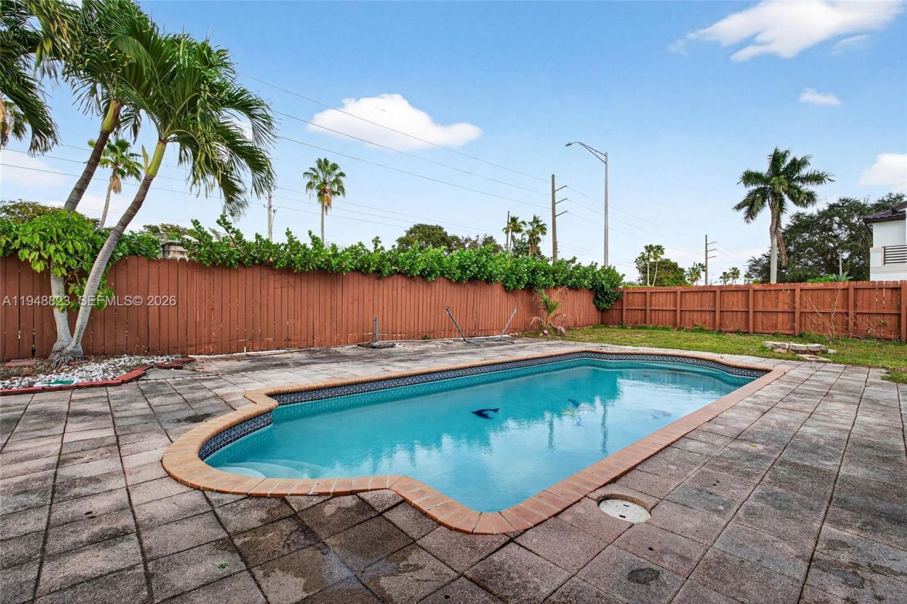 13921 SW 152nd Ter, Miami, FL 33177 Photo