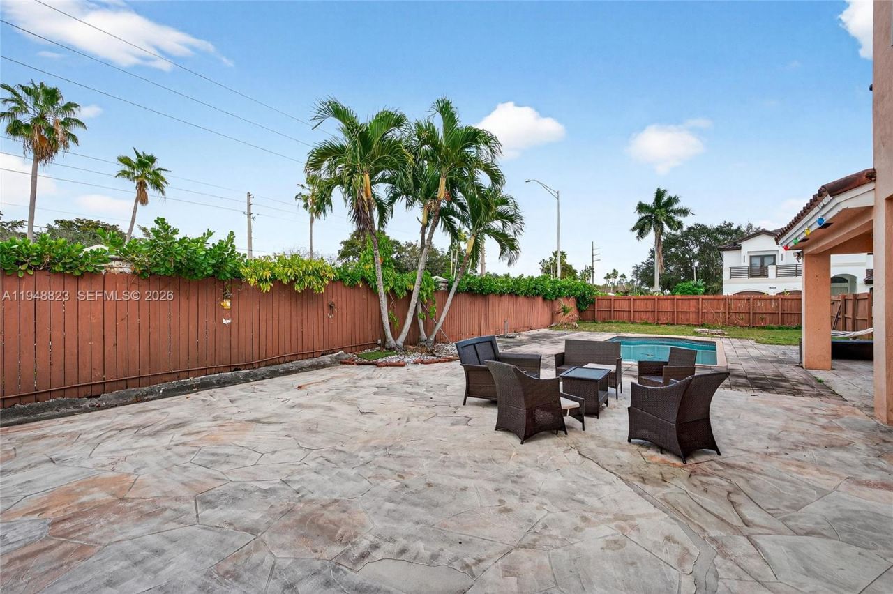 13921 SW 152nd Ter, Miami, FL 33177 Photo