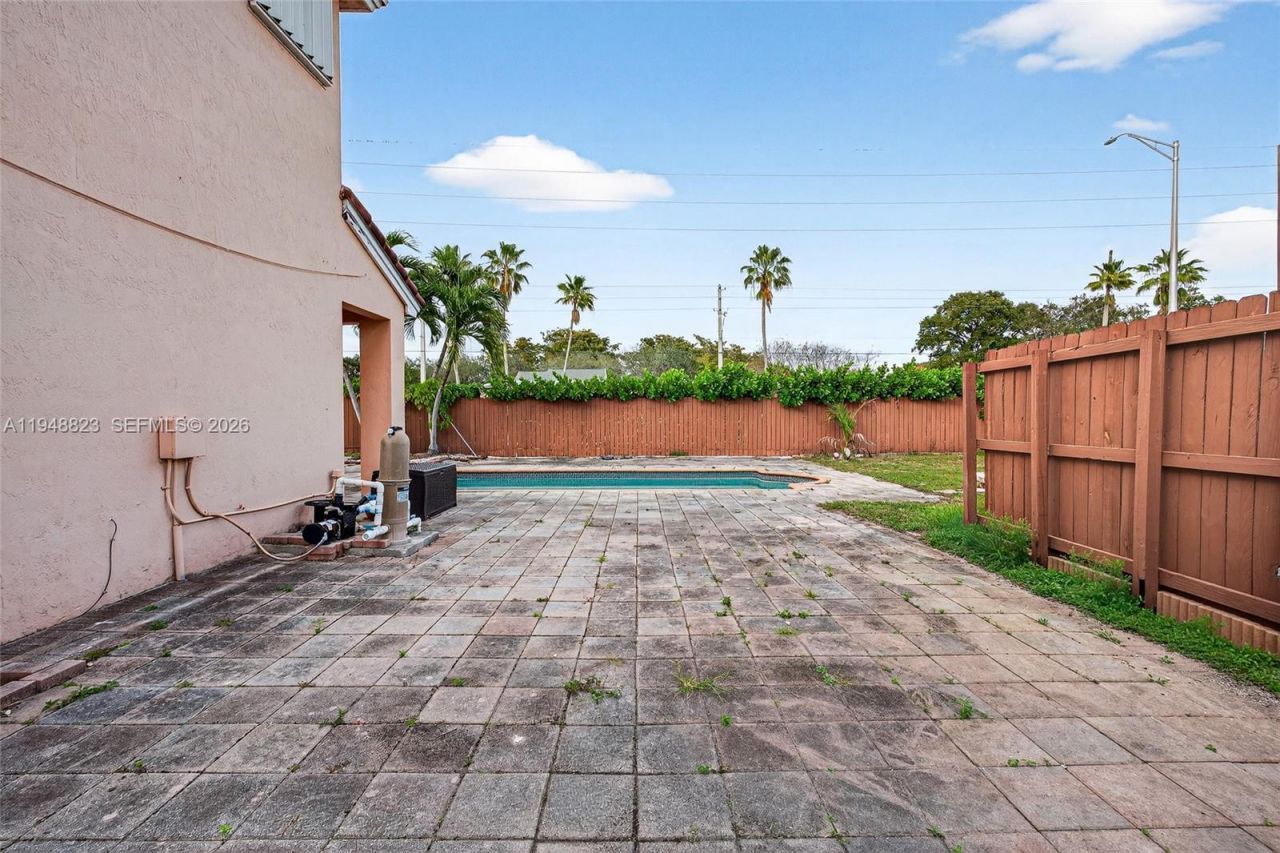 13921 SW 152nd Ter, Miami, FL 33177 Photo