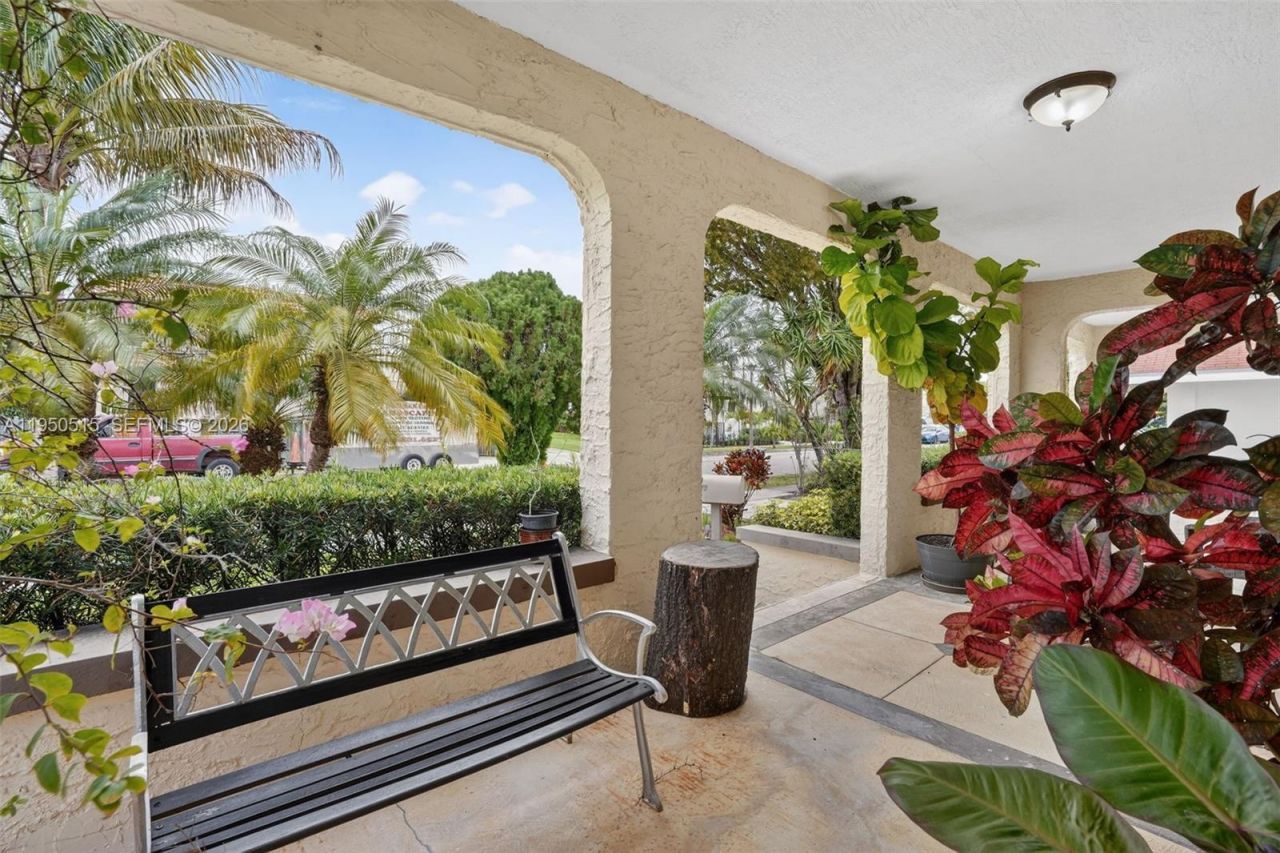 1649 SW 11th Ter, Miami, FL 33135 Photo