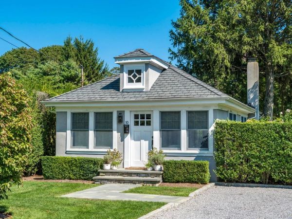 10 Henry Street , Southampton, NY 11968