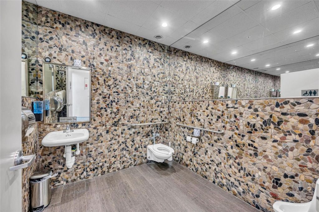 815 NE 13th Street, Fort Lauderdale, FL 33304 Photo