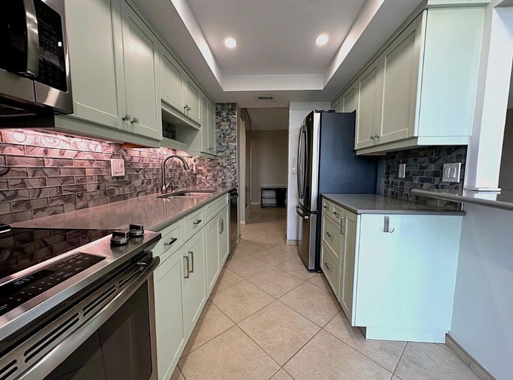 1350 River Reach Drive, Unit 501, Fort Lauderdale, FL 33315 Photo