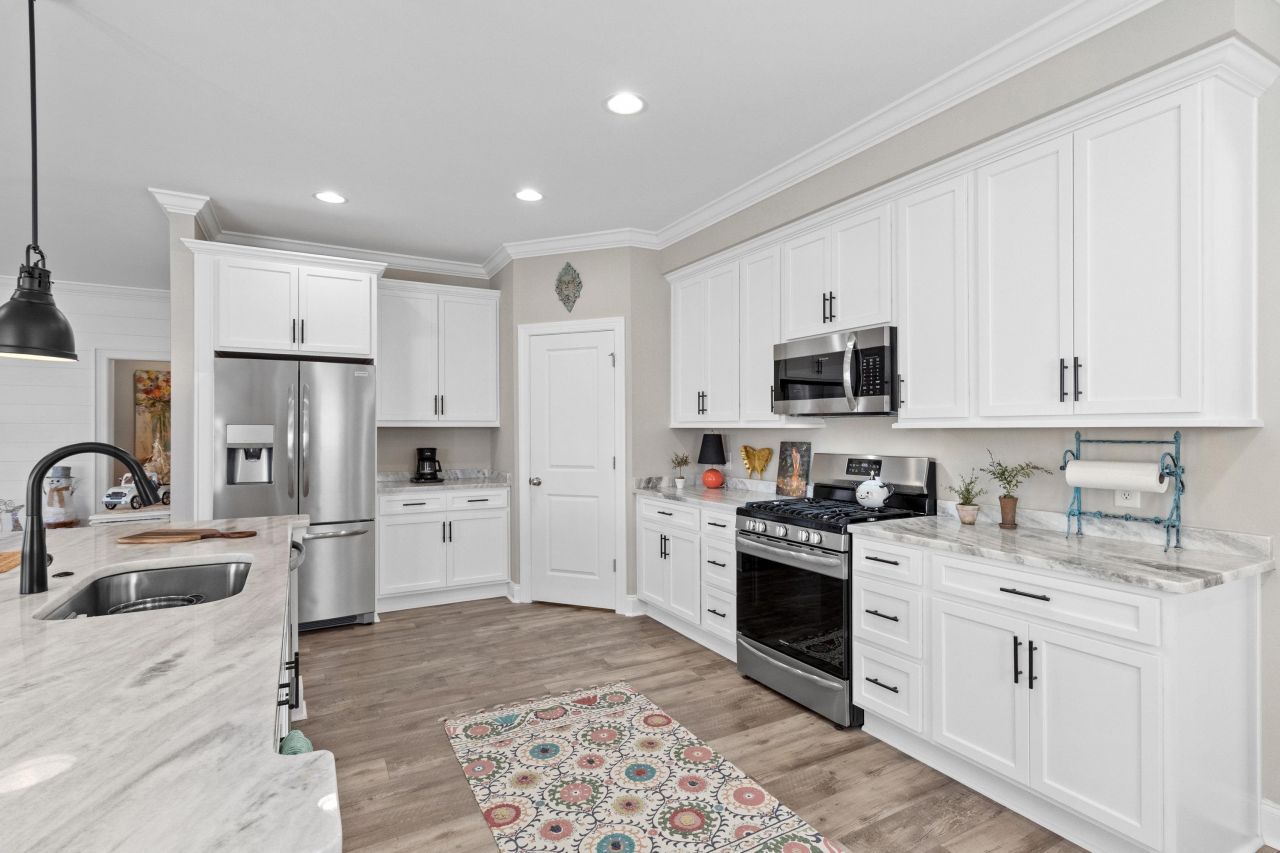 254 River Edge Dr. Photo 11