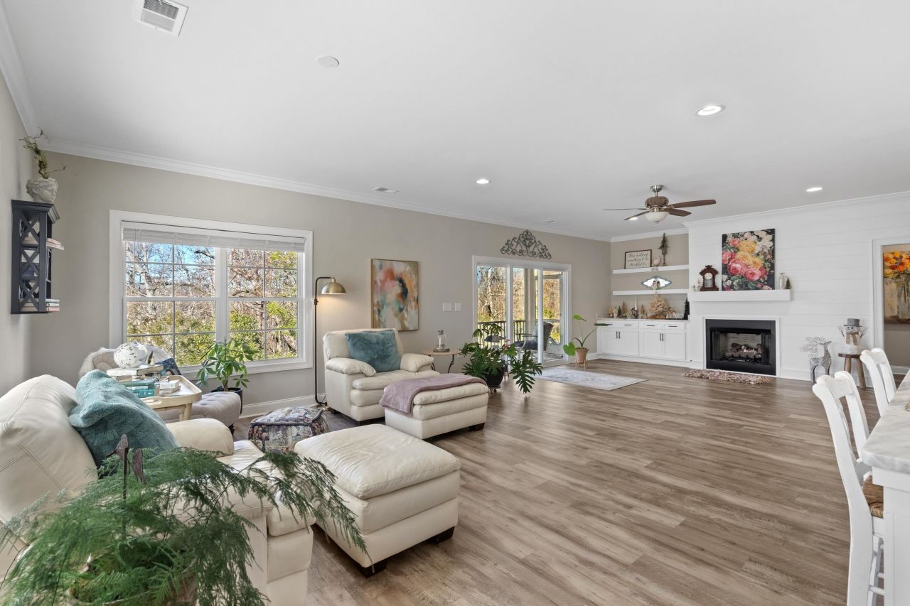 254 River Edge Dr. Photo 7