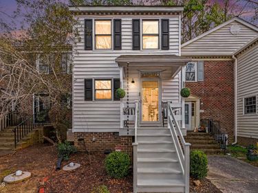 105 Sully Court, Chapel Hill, NC 27514