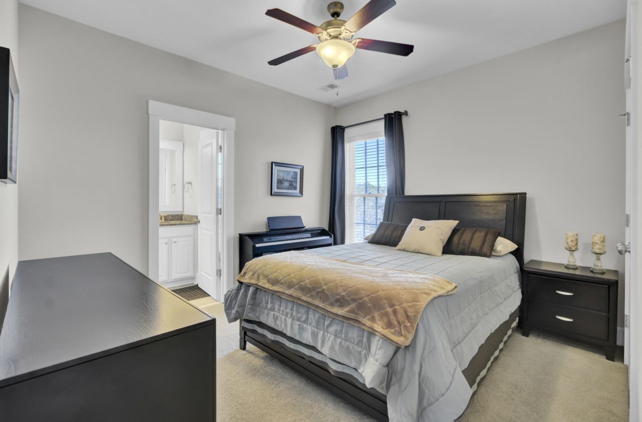 1615 Paradise Lake Drive Photo 28