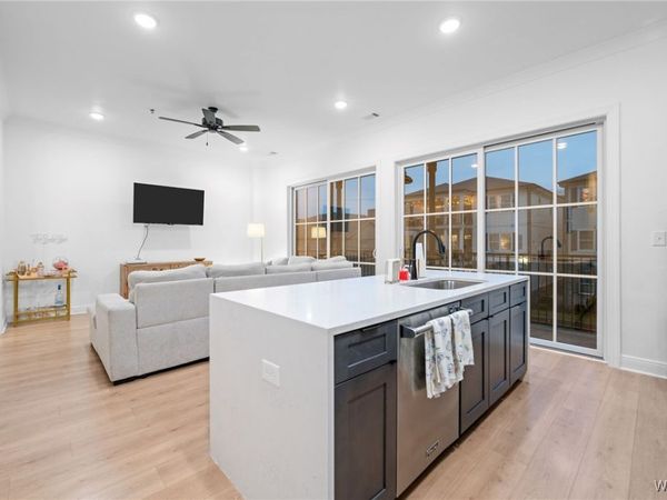 830 Red Drew Avenue, Tuscaloosa, AL 35401