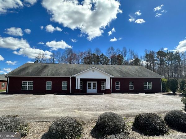 135 Midway Crossing, Cornelia, GA 30531