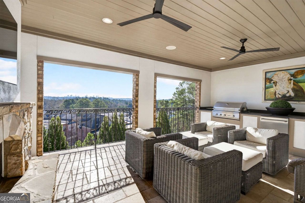 2832 Paces Lookout Lane Se, Atlanta, GA 30339 Main Photo