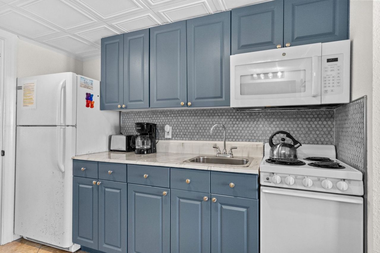 2001 S Ocean Blvd. Photo 13