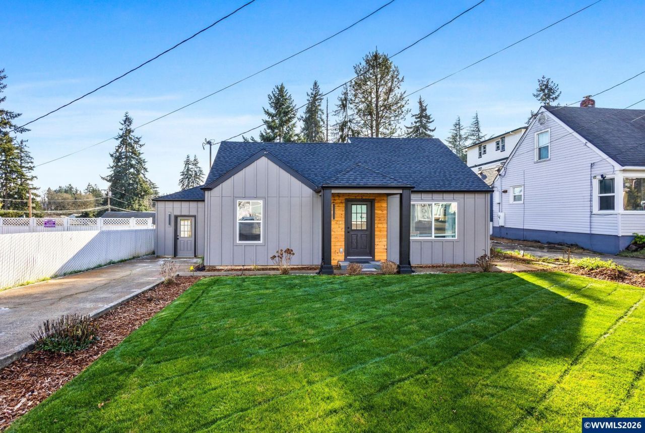 246 Salem Heights Av S, Salem, OR 97302 Main Photo