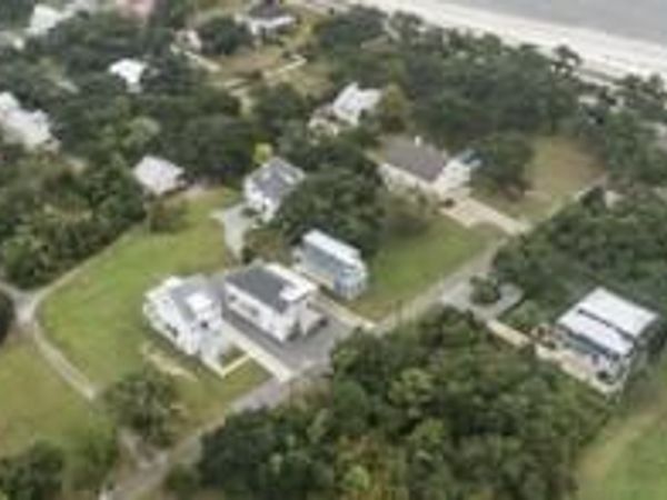114 Cedar Avenue, Pass Christian, MS 39571