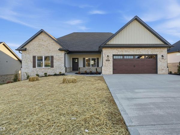 3066 Sawgrass Drive, Jonesborough, TN 37659