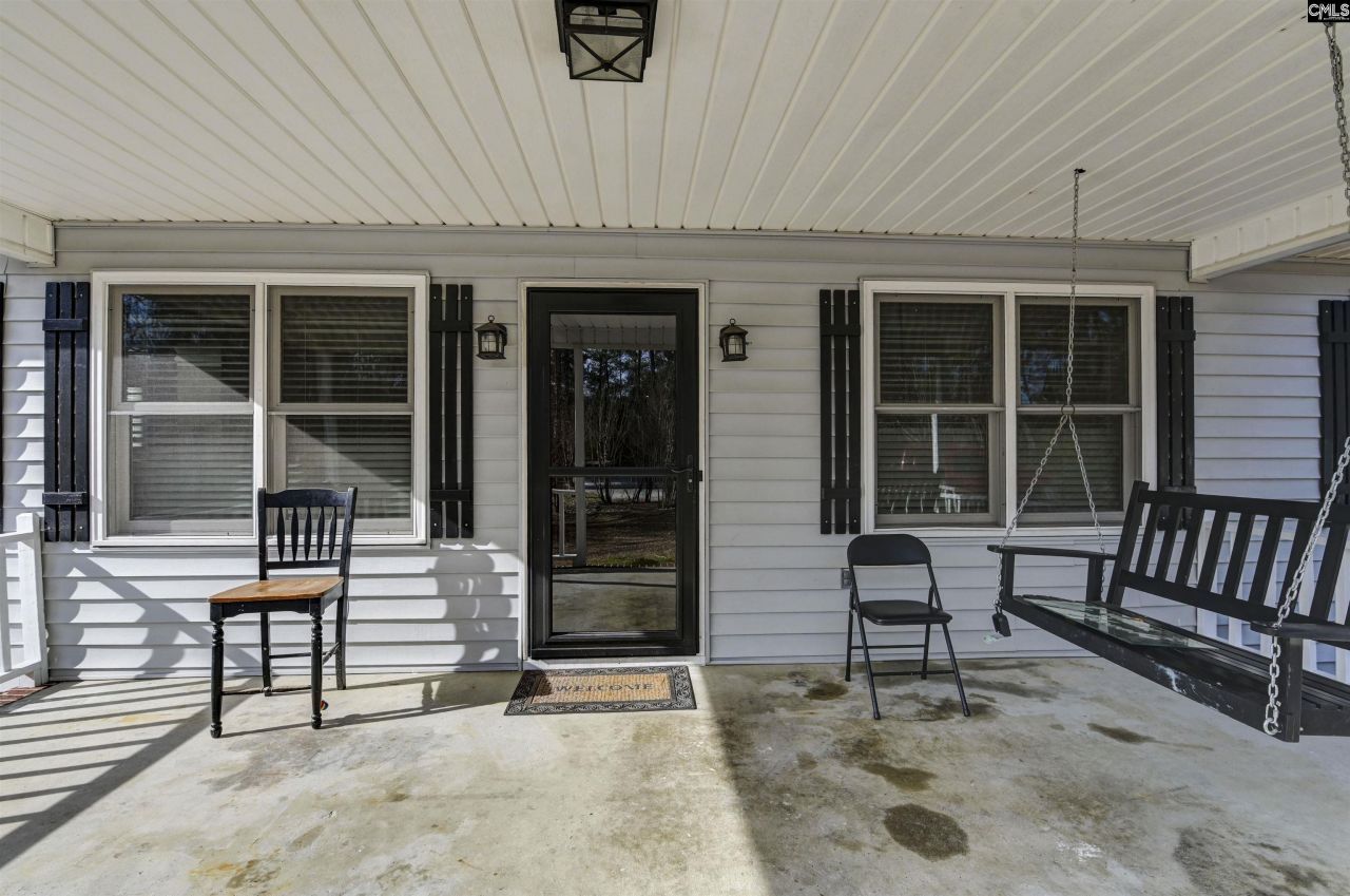 1571 Chestnut Road  Photo 10