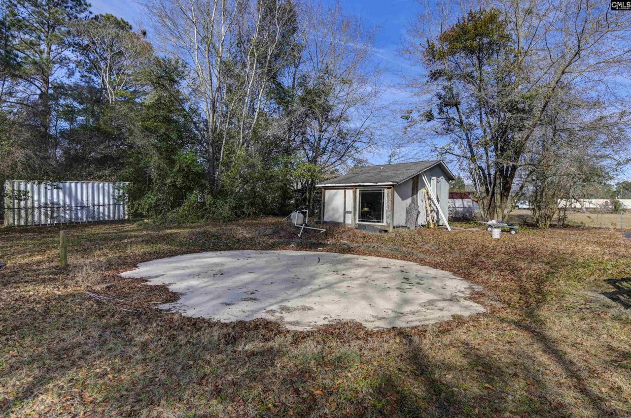 1571 Chestnut Road  Photo 13