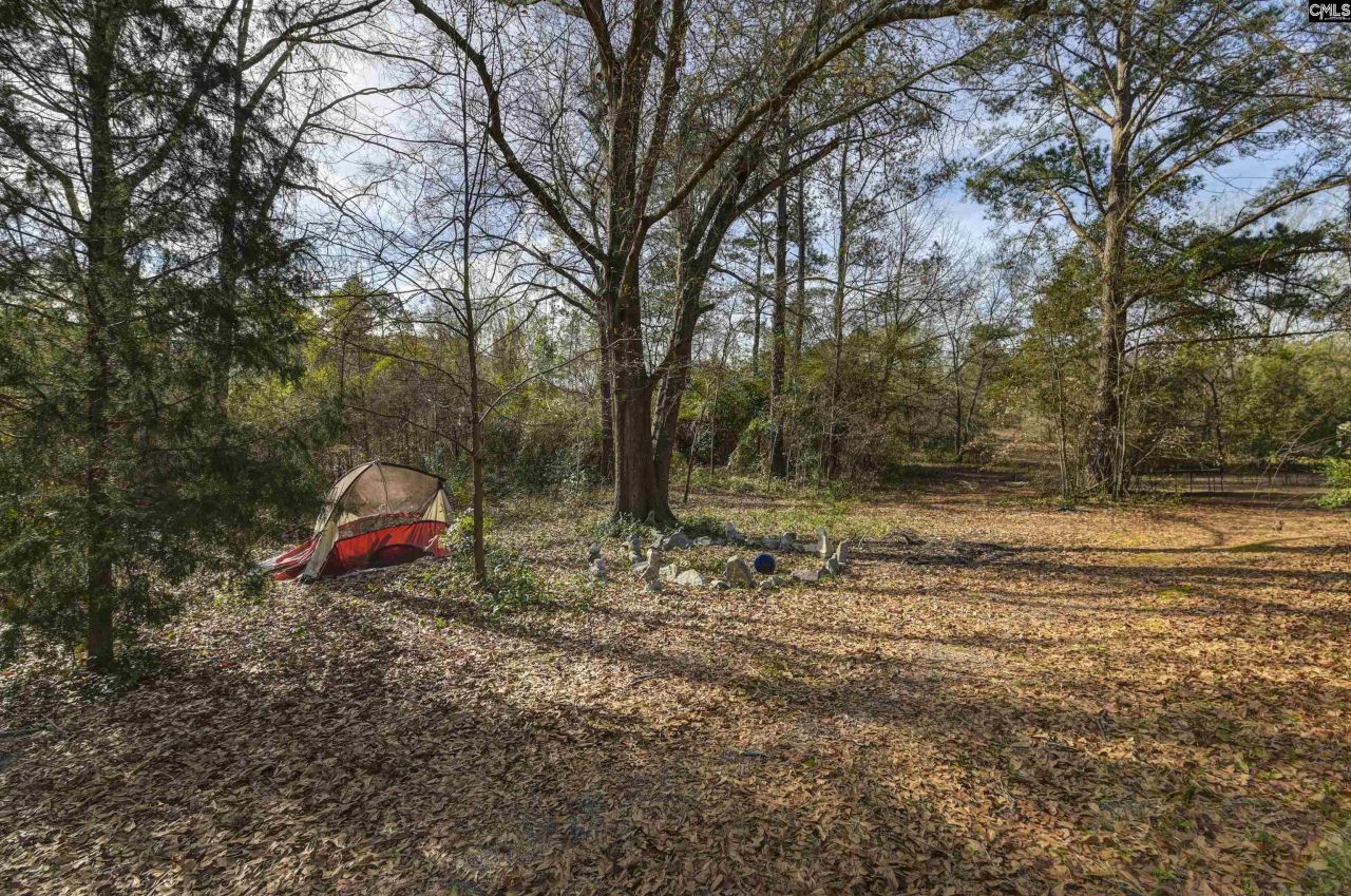 1571 Chestnut Road  Photo 18