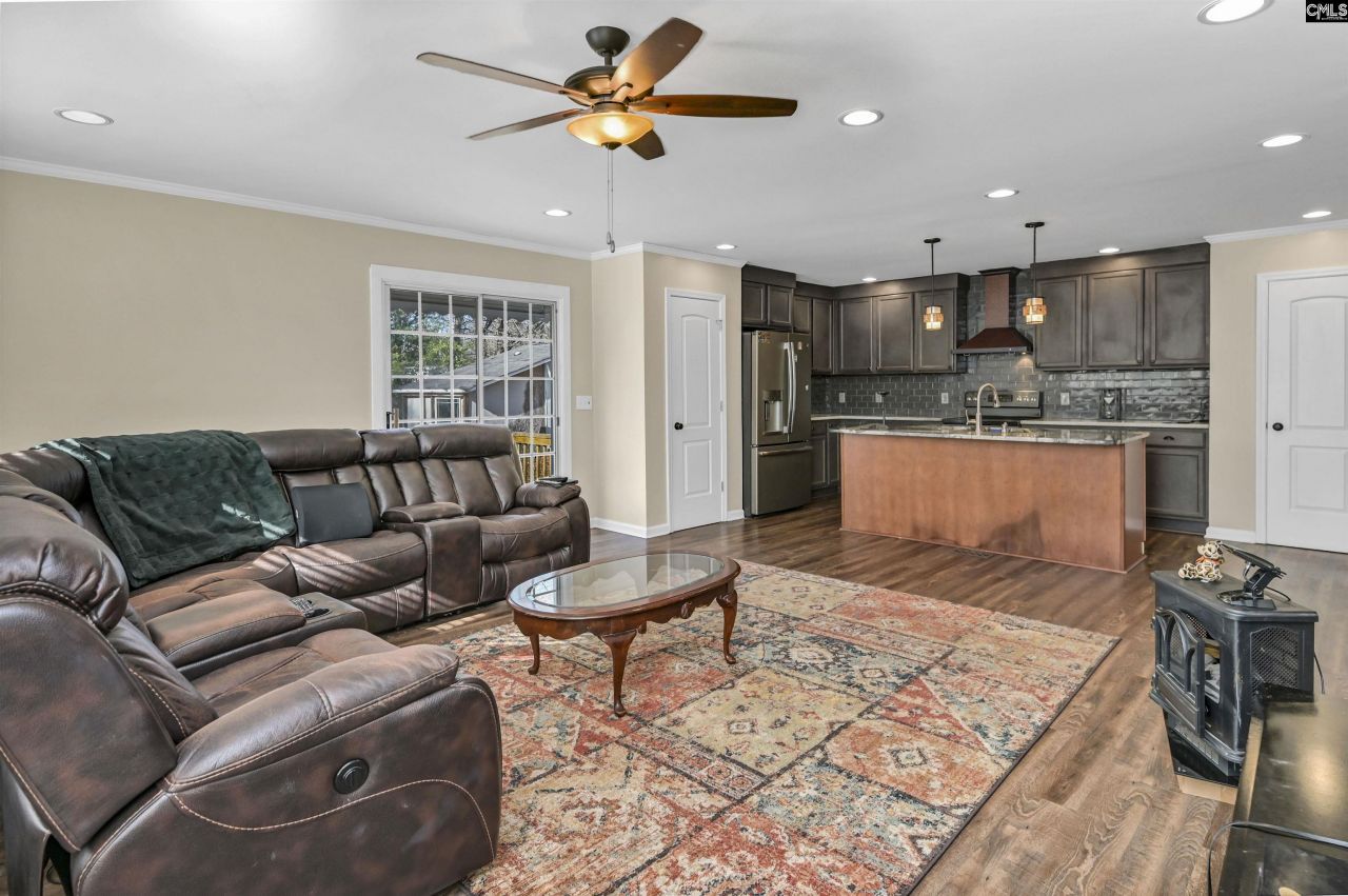 1571 Chestnut Road  Photo 34