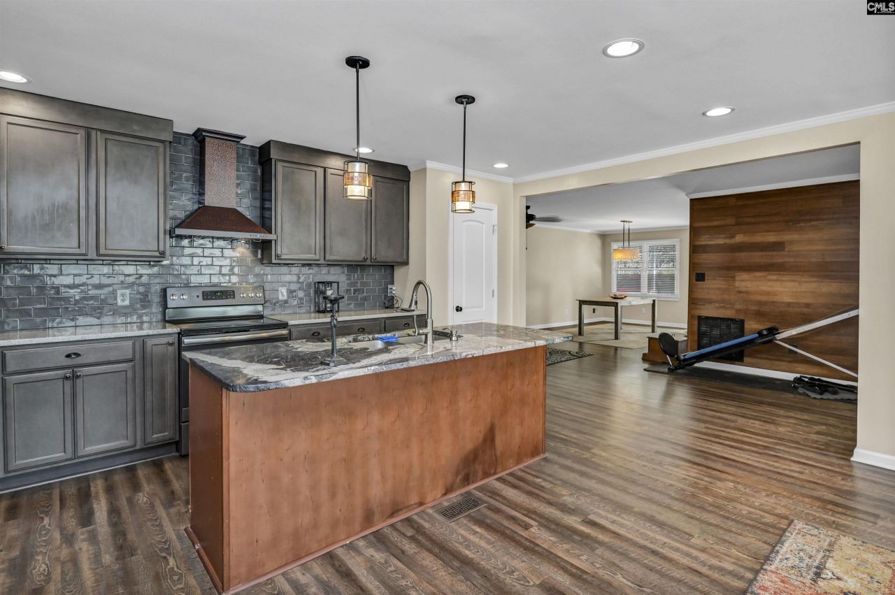 1571 Chestnut Road  Photo 36