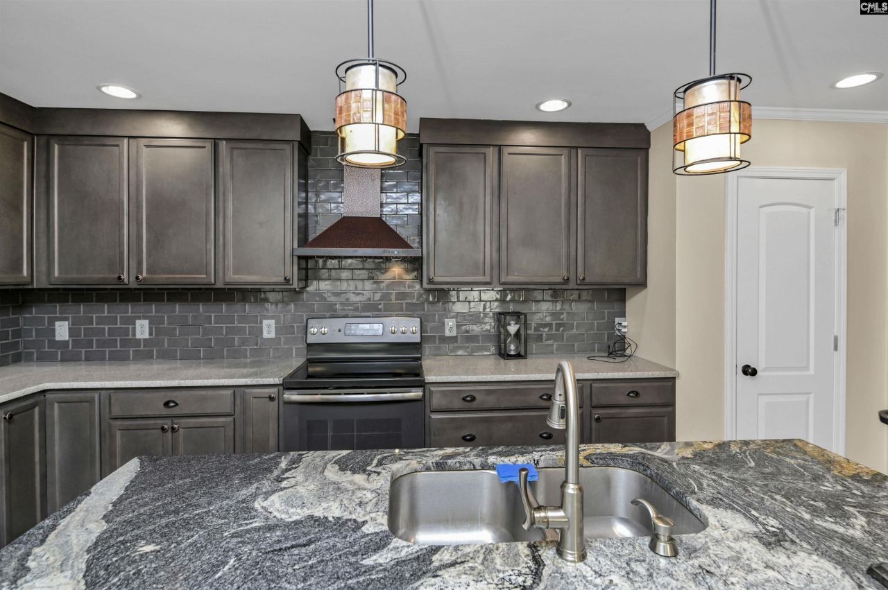 1571 Chestnut Road  Photo 42