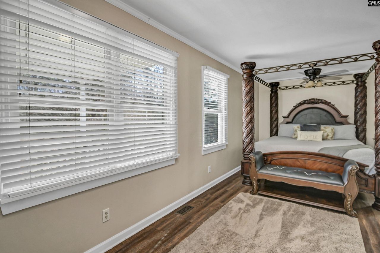 1571 Chestnut Road  Photo 52