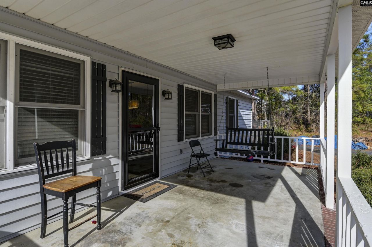 1571 Chestnut Road  Photo 9