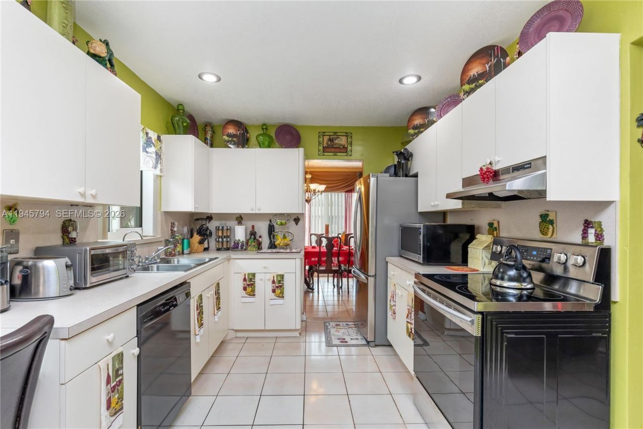 15244 SW 108th Ct, Miami, FL 33157 Photo