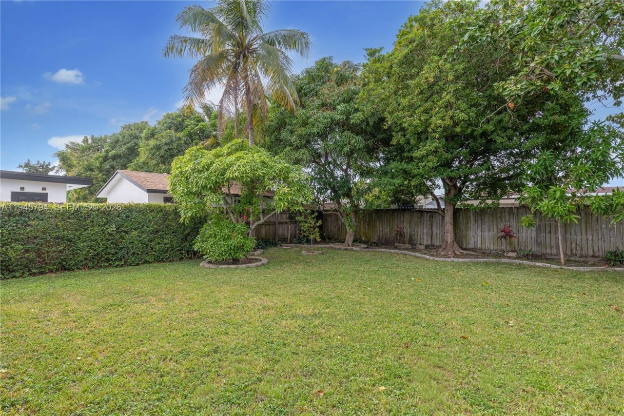 15244 SW 108th Ct, Miami, FL 33157 Photo