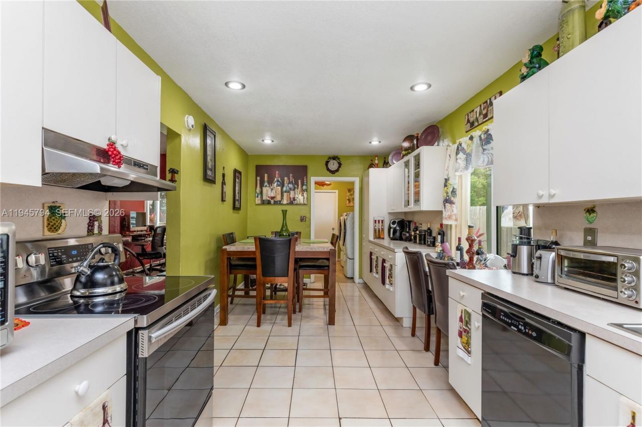 15244 SW 108th Ct, Miami, FL 33157 Photo