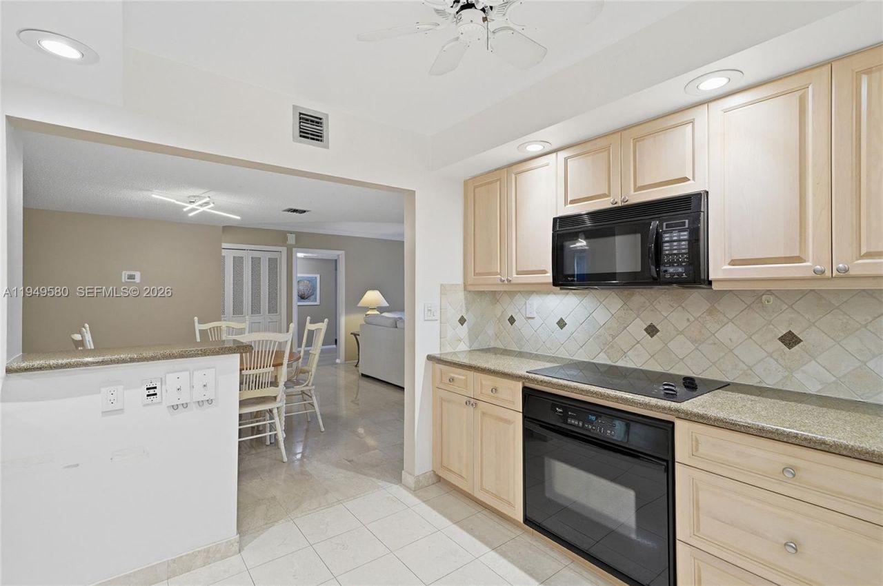 2100 S Ocean Ln, Unit 503, Fort Lauderdale, FL 33316 Photo