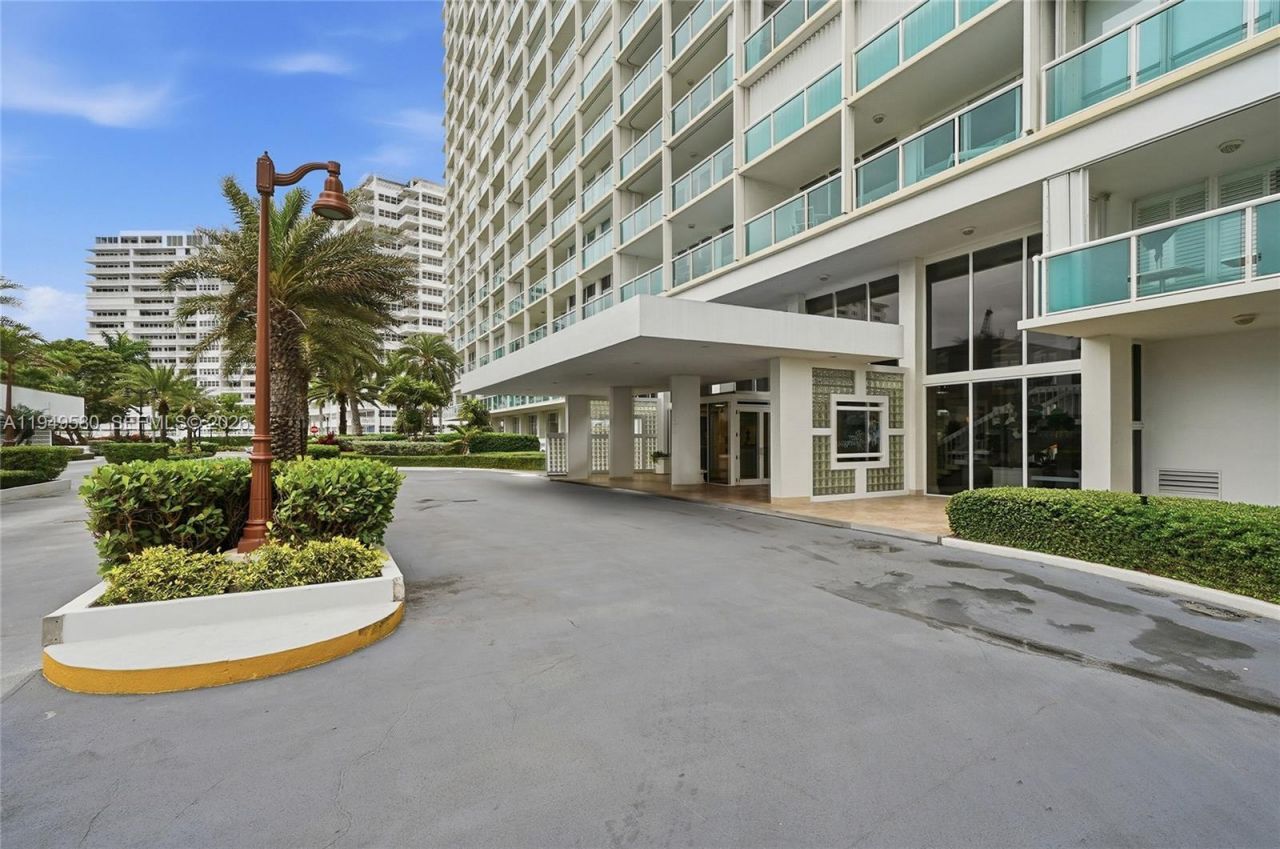 2100 S Ocean Ln, Unit 503, Fort Lauderdale, FL 33316 Photo
