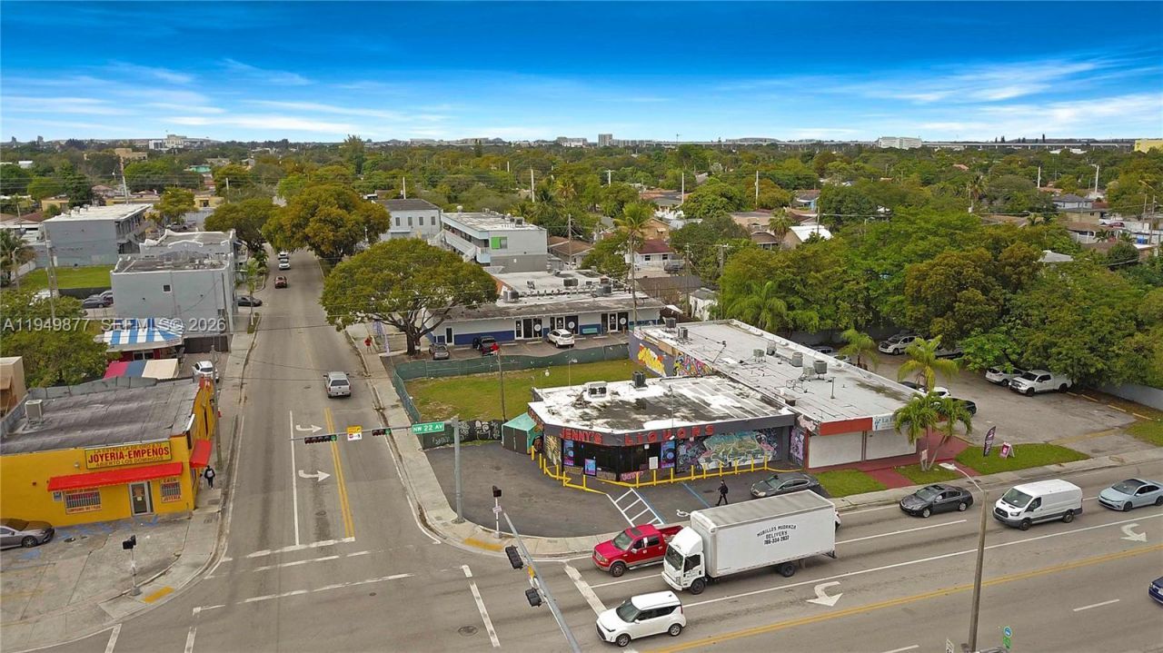 2219 NW 28th St , Miami, FL 33142 Photo