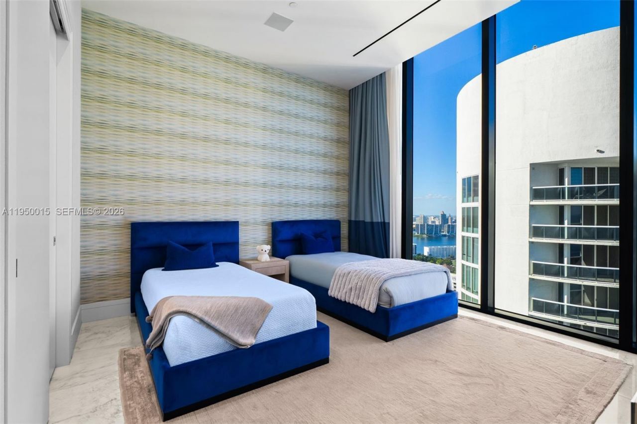 17141 Collins Ave , Unit 3002, Sunny Isles Beach, FL 33160 Photo