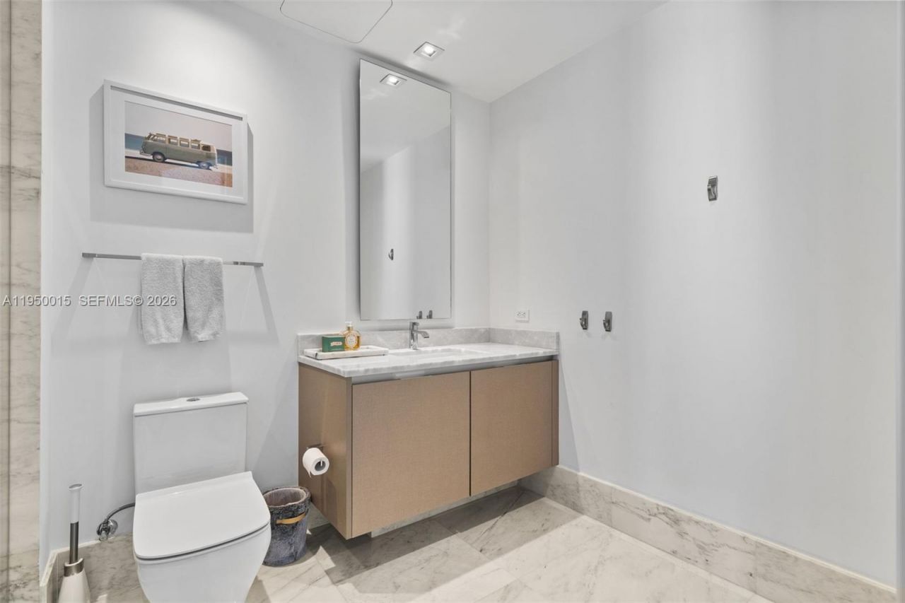 17141 Collins Ave , Unit 3002, Sunny Isles Beach, FL 33160 Photo