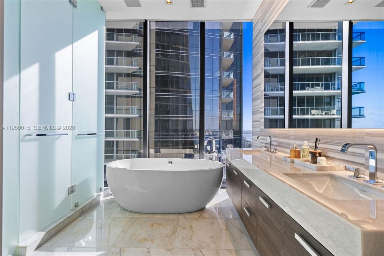 17141 Collins Ave , Unit 3002, Sunny Isles Beach, FL 33160 Photo