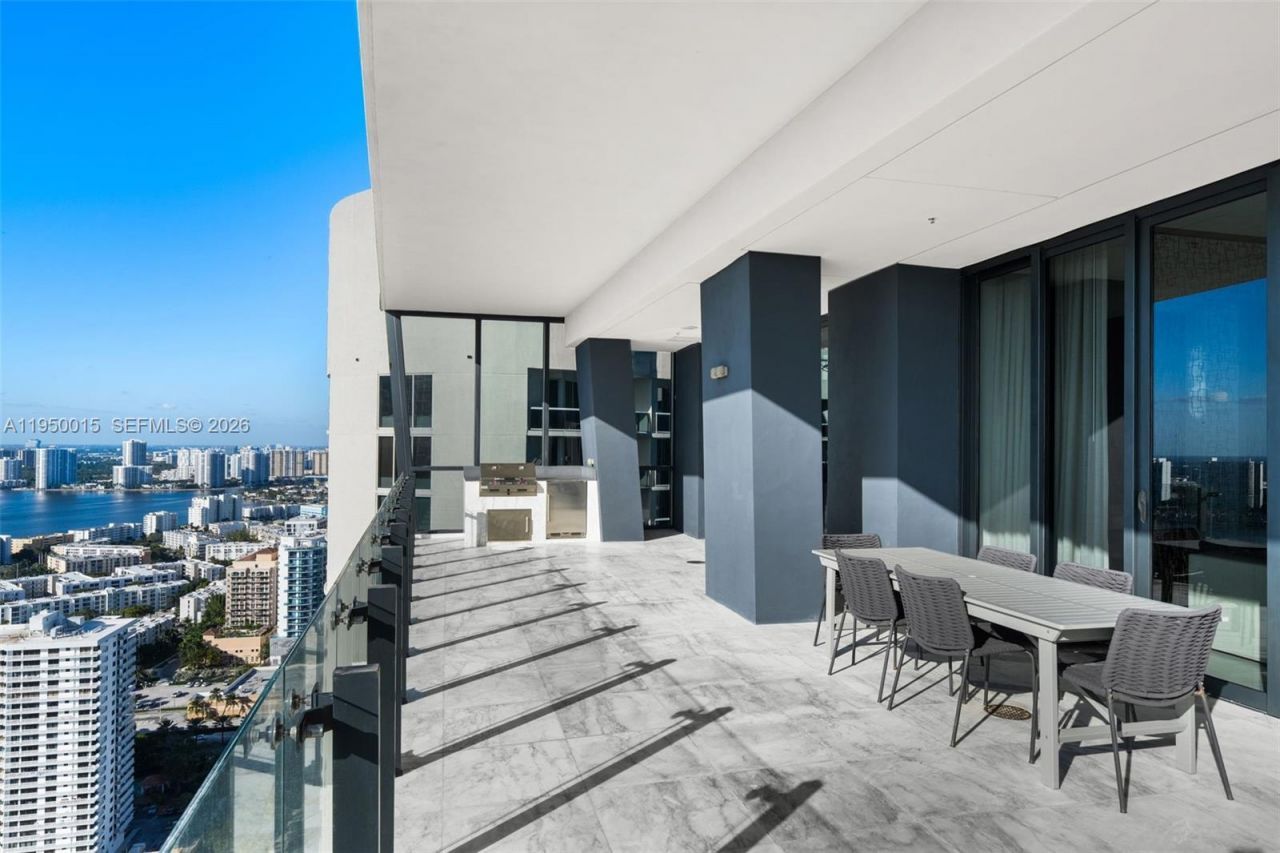 17141 Collins Ave , Unit 3002, Sunny Isles Beach, FL 33160 Photo