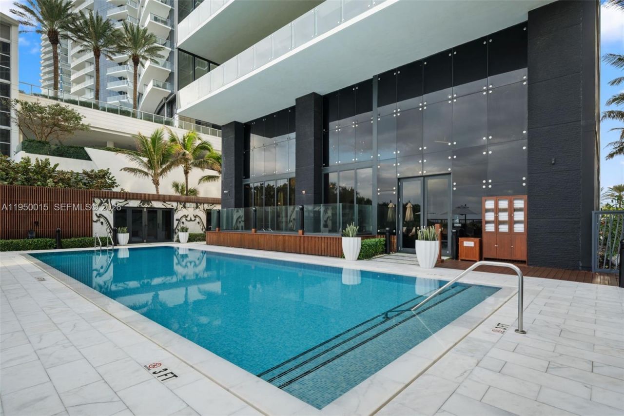 17141 Collins Ave , Unit 3002, Sunny Isles Beach, FL 33160 Photo