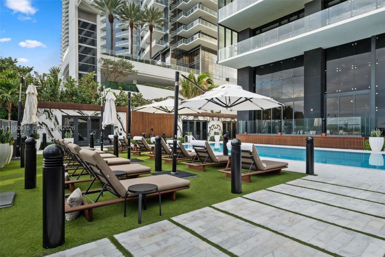 17141 Collins Ave , Unit 3002, Sunny Isles Beach, FL 33160 Photo