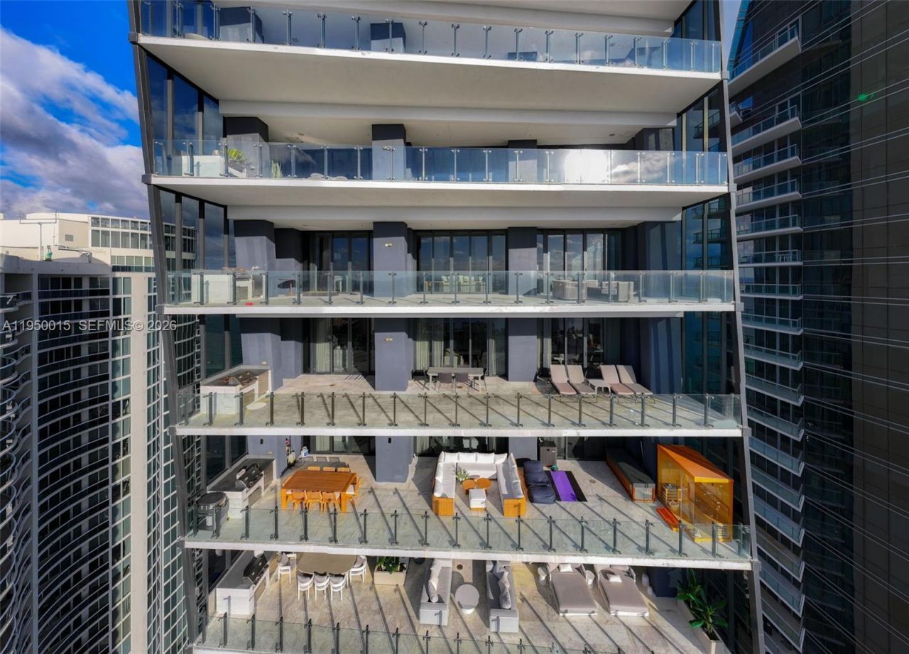 17141 Collins Ave , Unit 3002, Sunny Isles Beach, FL 33160 Photo