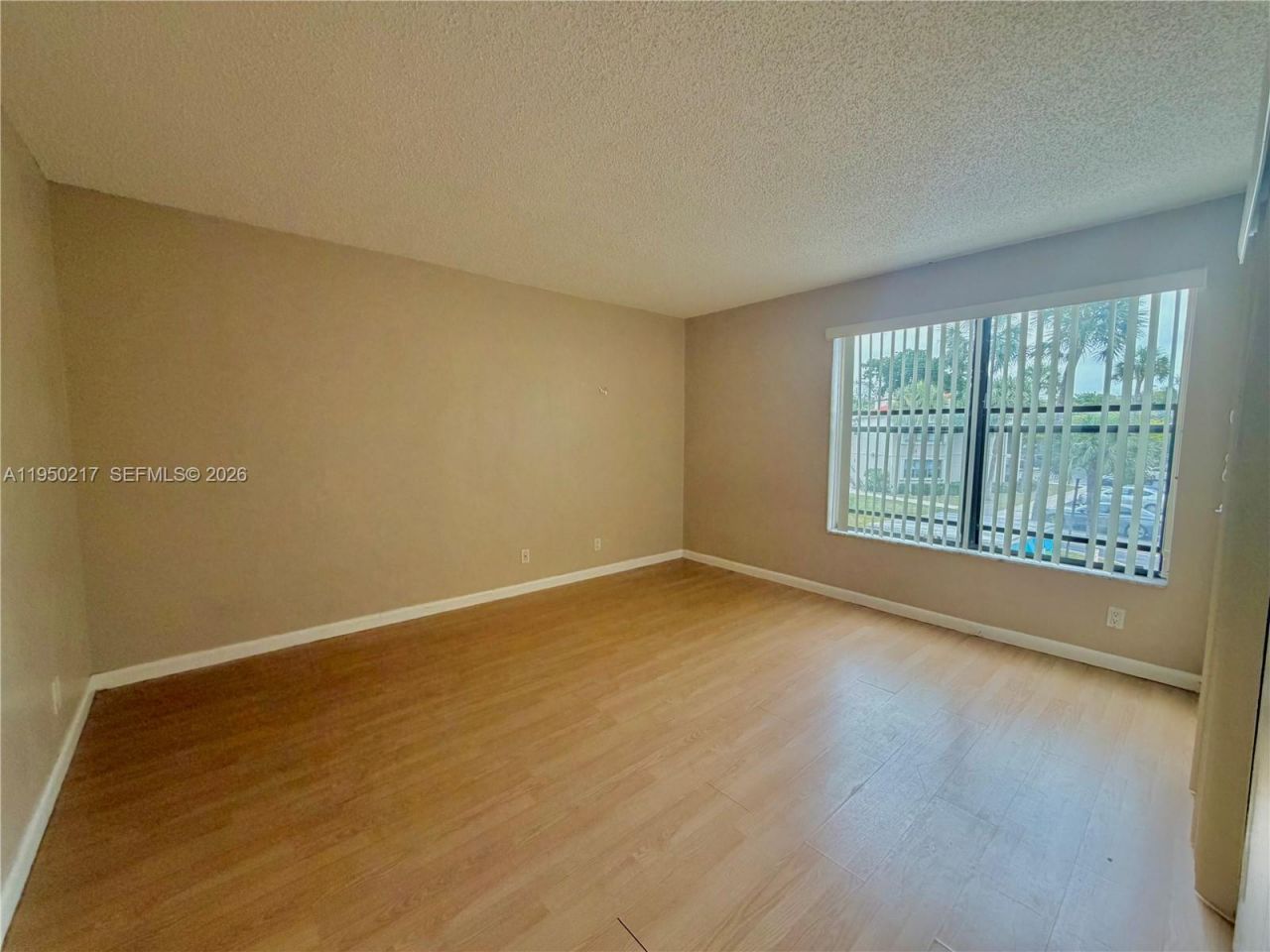 2320 S Cypress Bend Dr, Unit 206, Pompano Beach, FL 33069 Photo