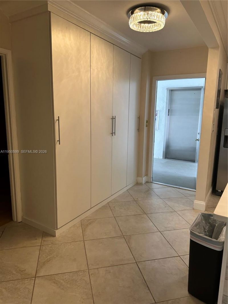 2731 NE 14th St Cswy , Unit 205, Pompano Beach, FL 33062 Photo