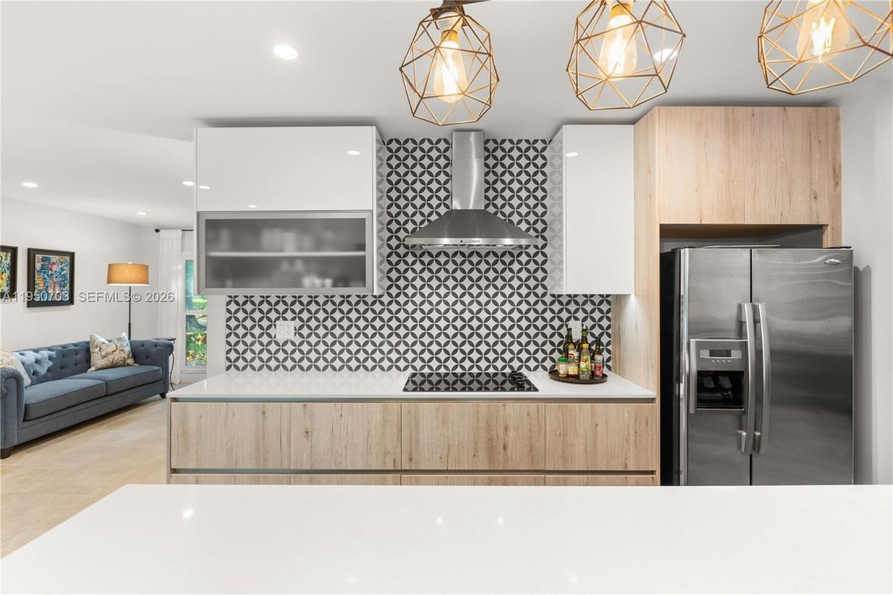 6809 Mentone St, Coral Gables, FL 33146 Photo