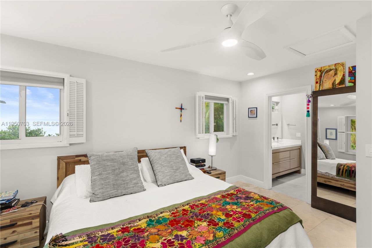 6809 Mentone St, Coral Gables, FL 33146 Photo